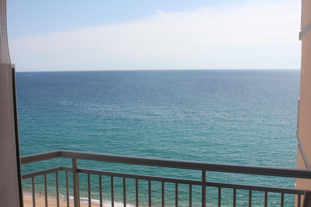 Apartamento Primera Linea De Mar Platja d'Aro Ngoại thất bức ảnh
