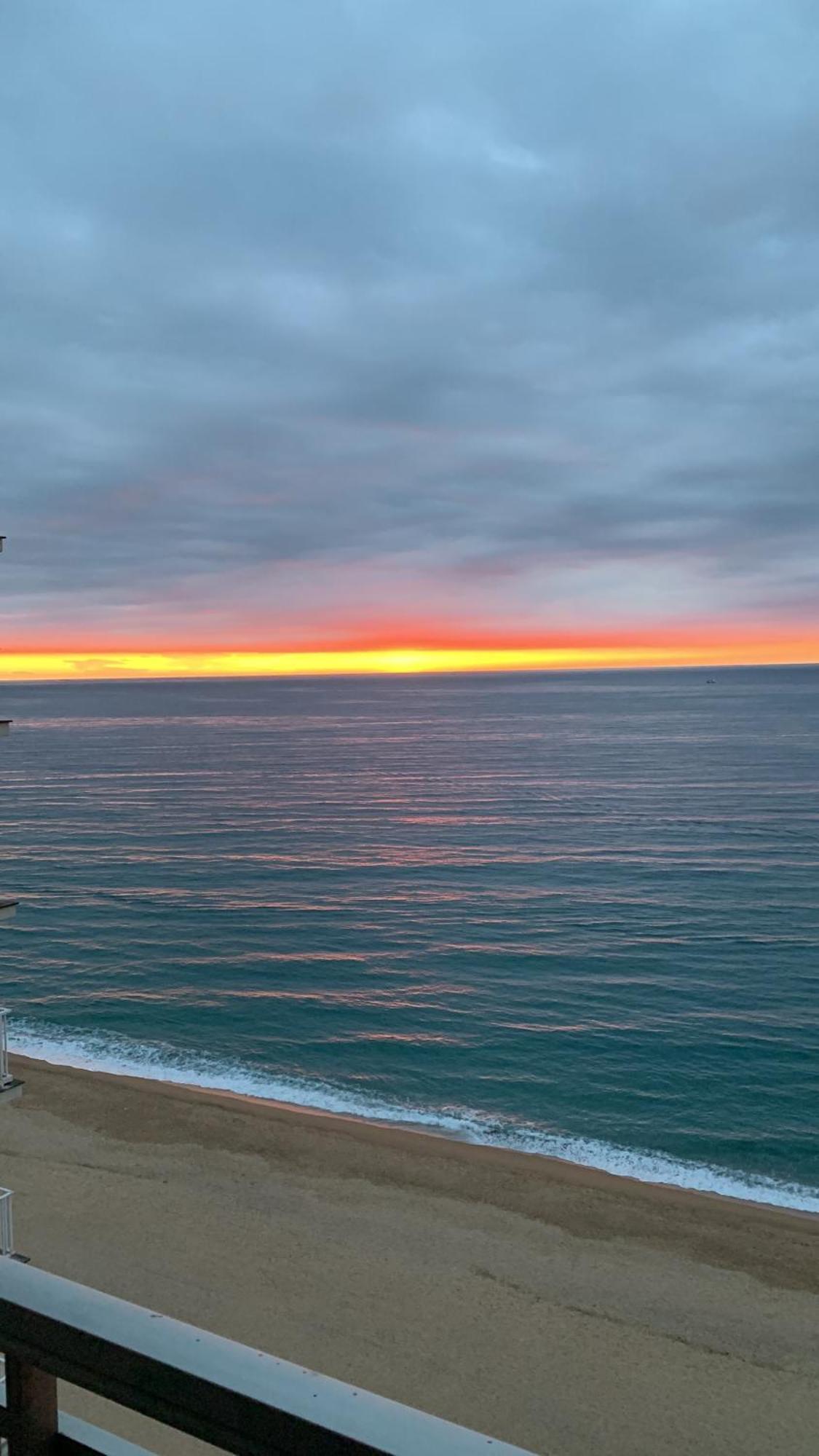 Apartamento Primera Linea De Mar Platja d'Aro Ngoại thất bức ảnh